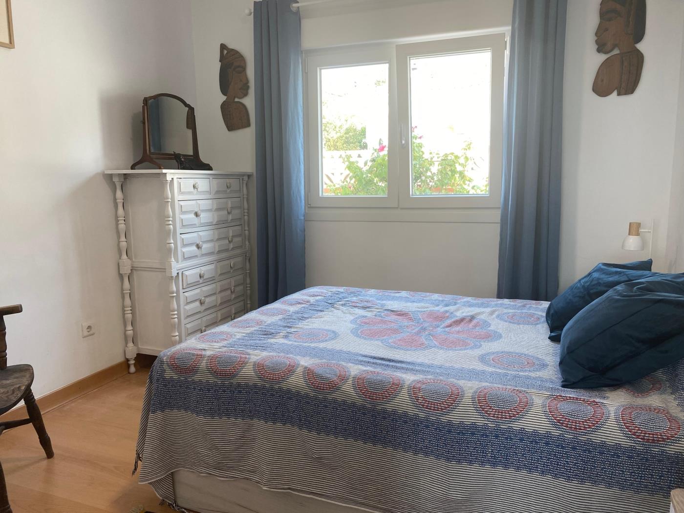 Encantadora villa de 4 dormitorios en Calle Cómpeta en Benalmádena
