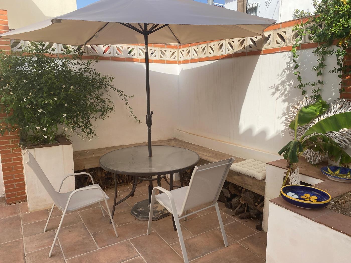 Encantadora villa de 4 dormitorios en Calle Cómpeta en Benalmádena