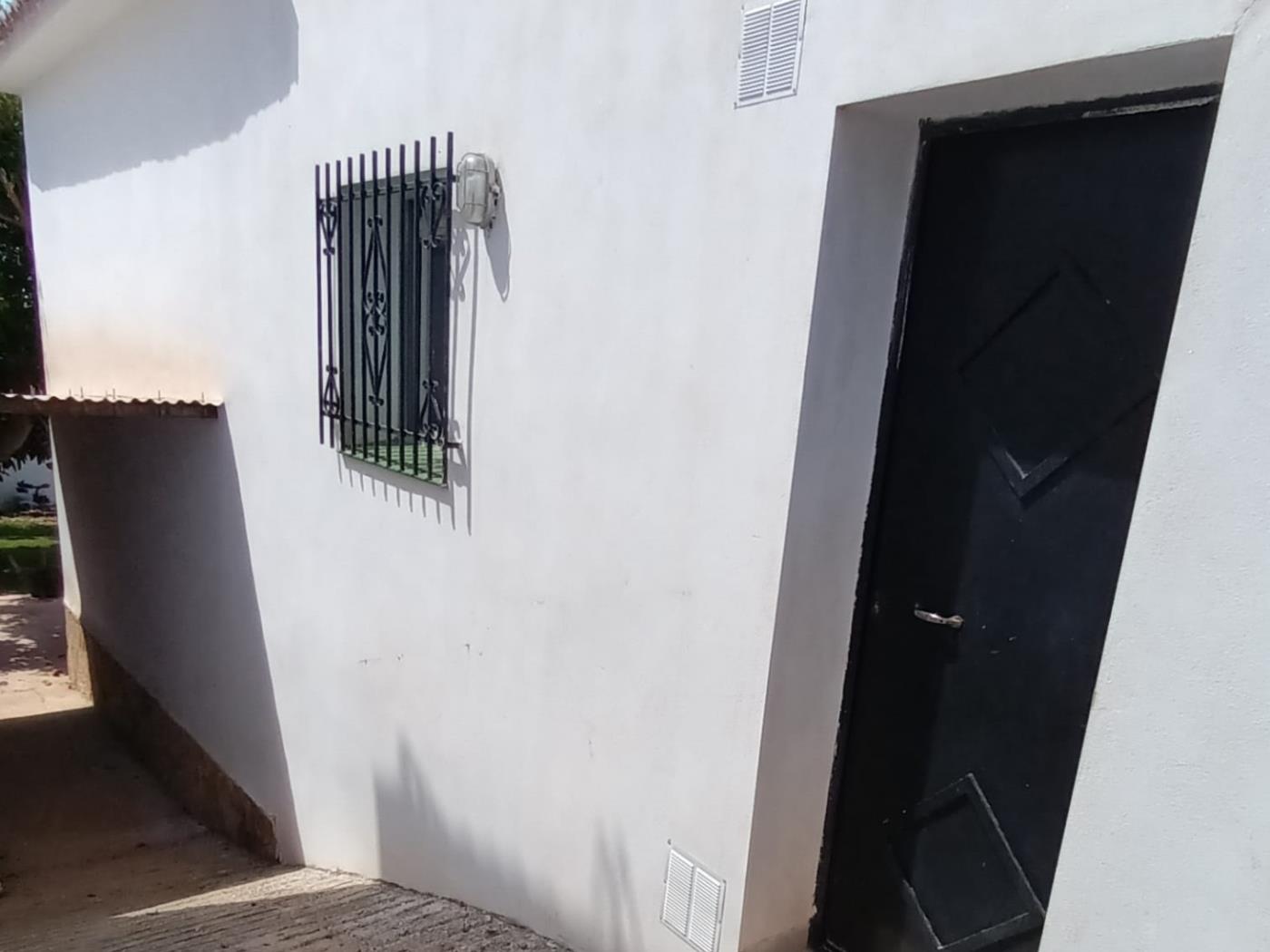Encantadora villa de 4 dormitorios en Calle Cómpeta en Benalmádena